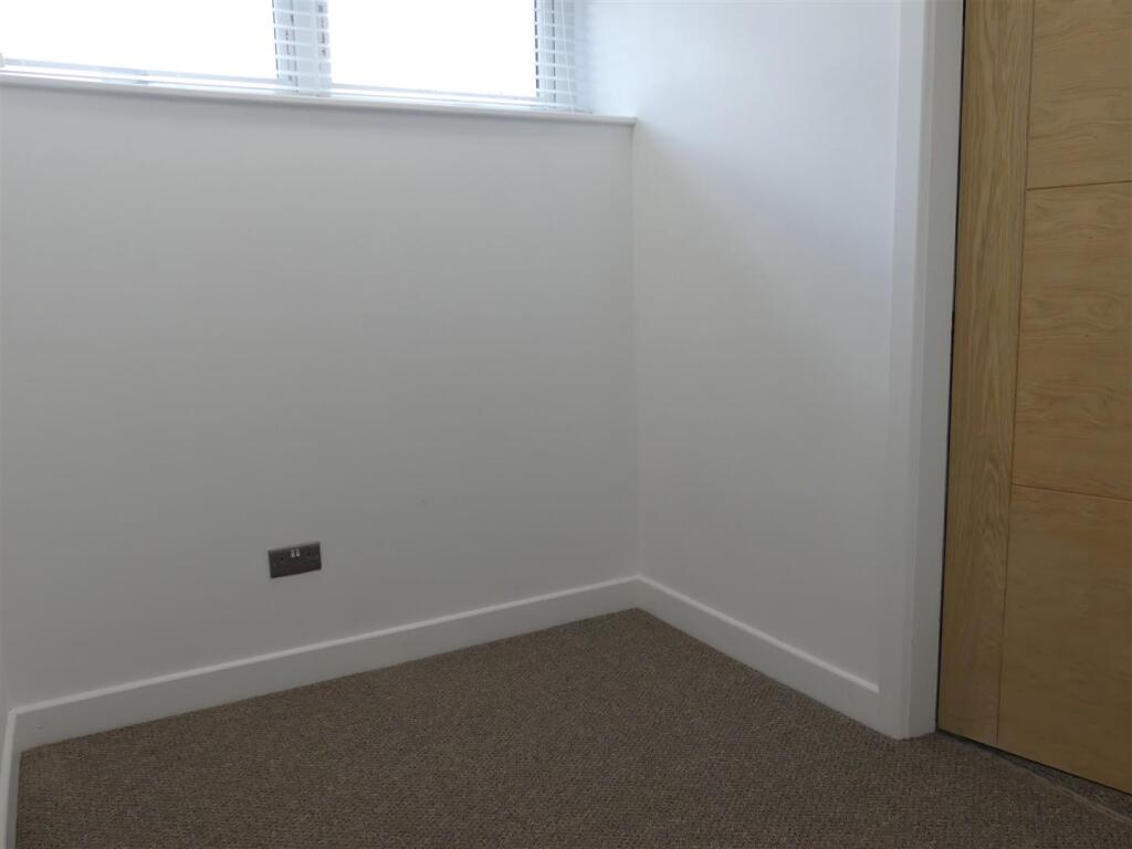 Hallway &amp; Study Area