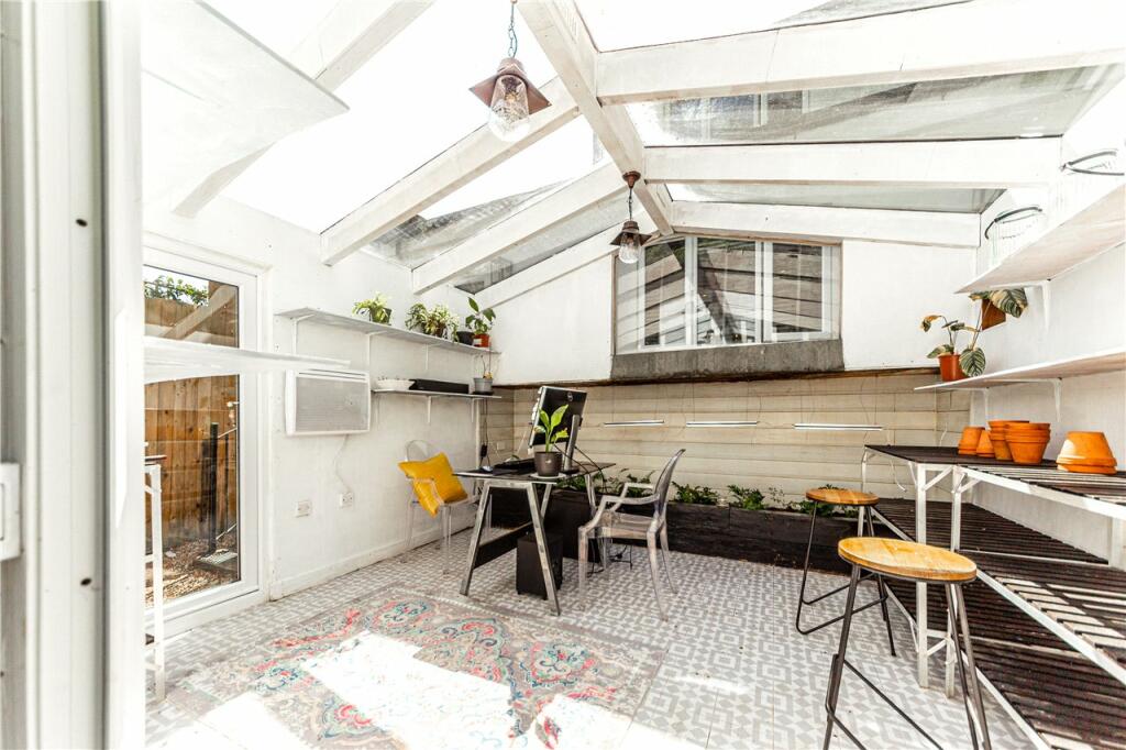 Garden Room