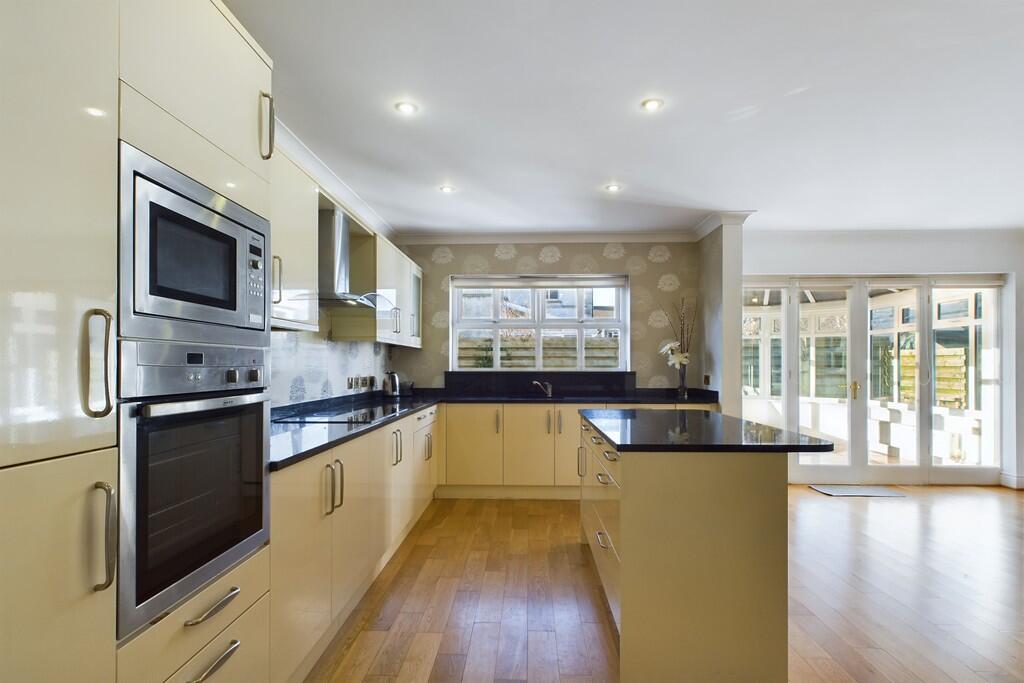 Kitchen Dining 