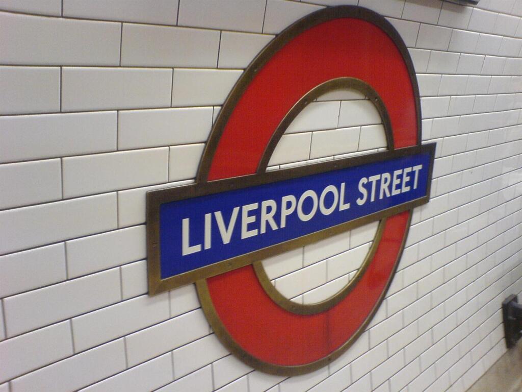 LIVERPOOL STREET STATION