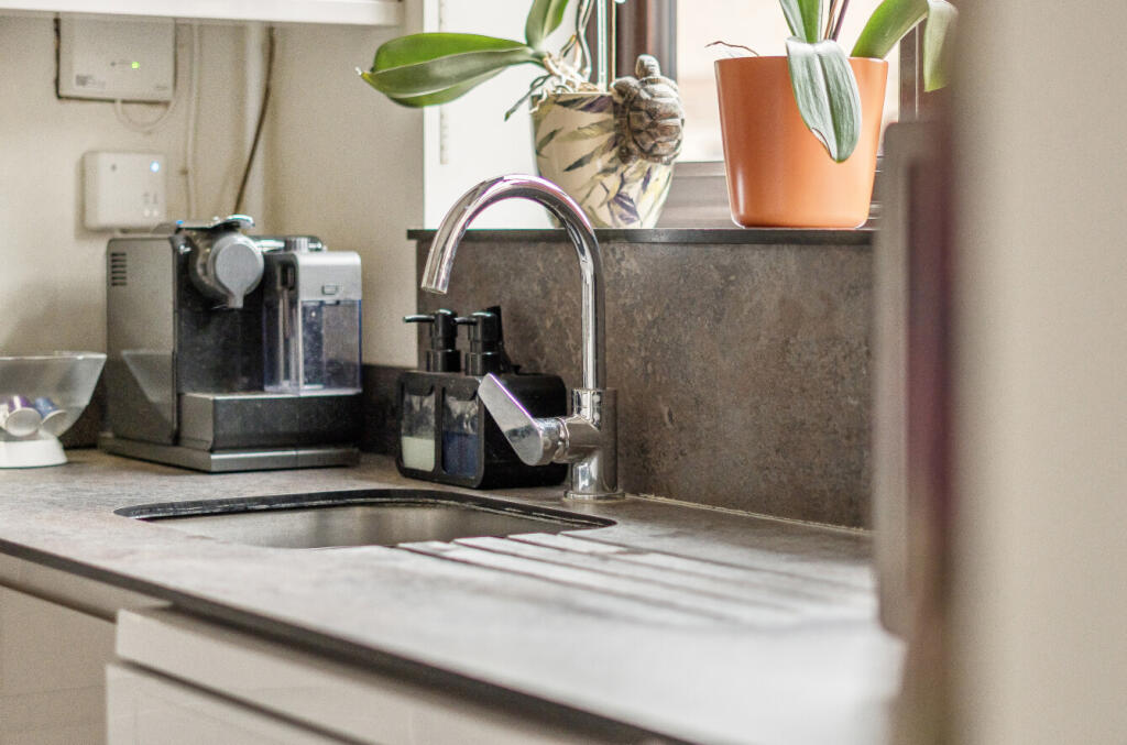 1343014-17-68ad9c...