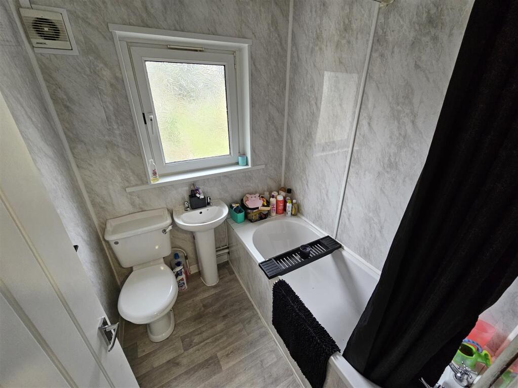 Bathroom W.C.