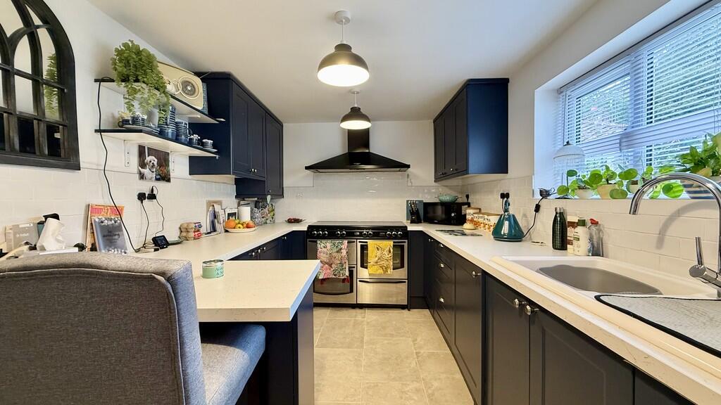 Kitchen/dining ro...