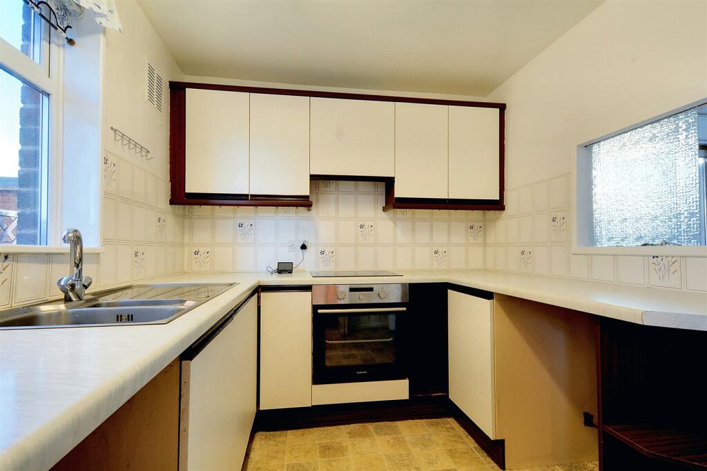 Kitchen-2.jpeg