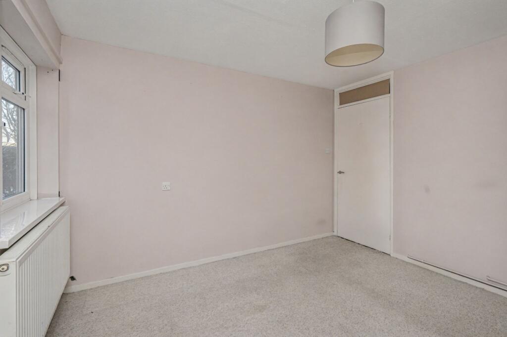 43 Keepers Coombe, Bracknell, Berkshire, RG12 0TN