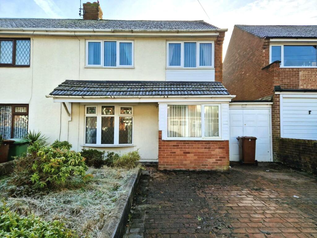 Sycamore Crescent- 3 Bedroom Semi Detached house 