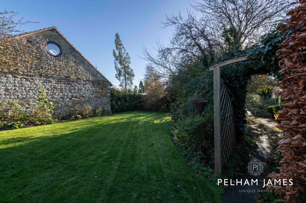 Garden - Mews Cottage, Woodnewton