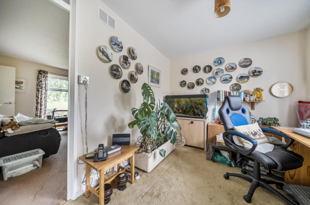 1349680-8-68c1929...