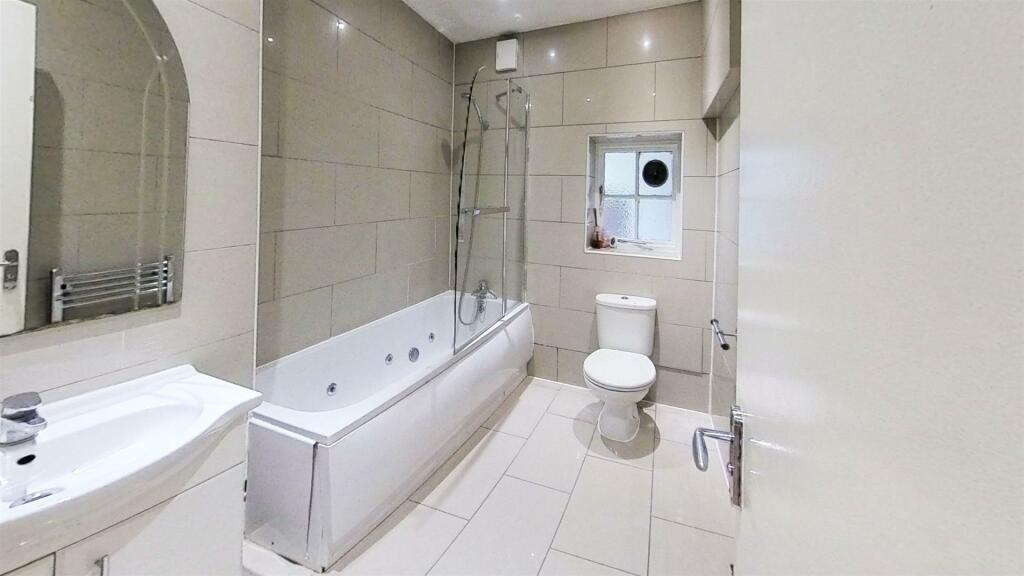 Chiltern-Street-Bathroom.jpg