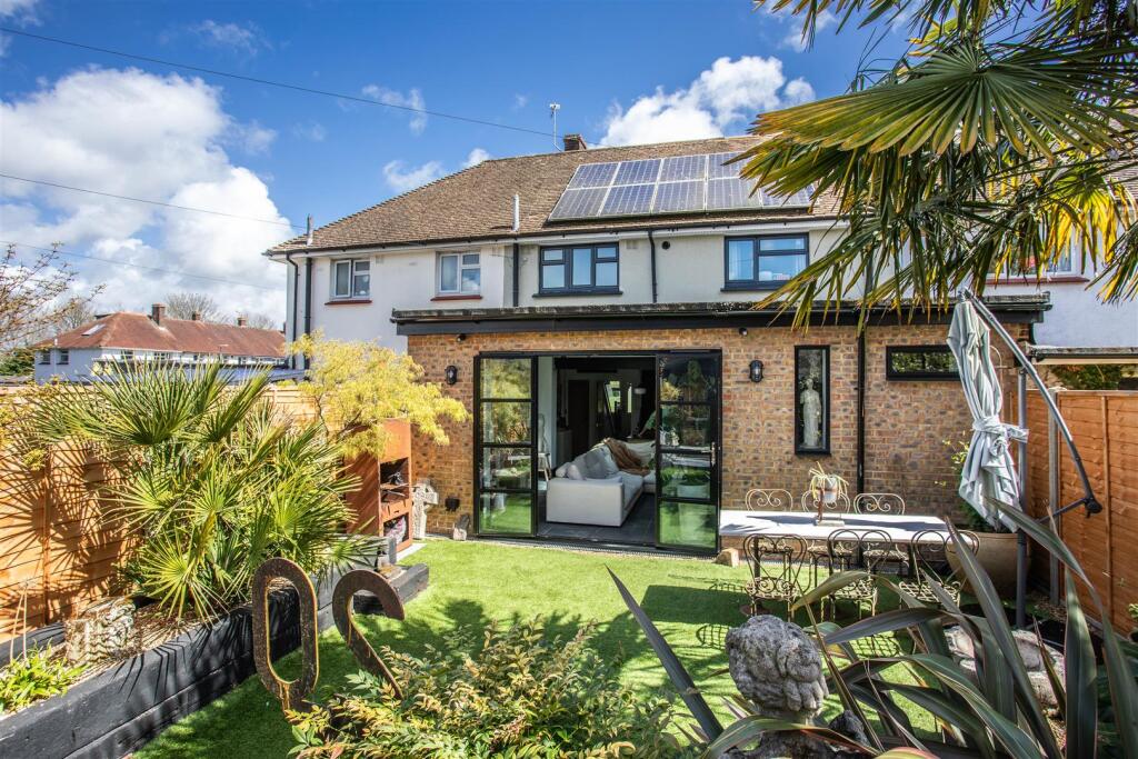 17 Fitzgerald Road13.jpg