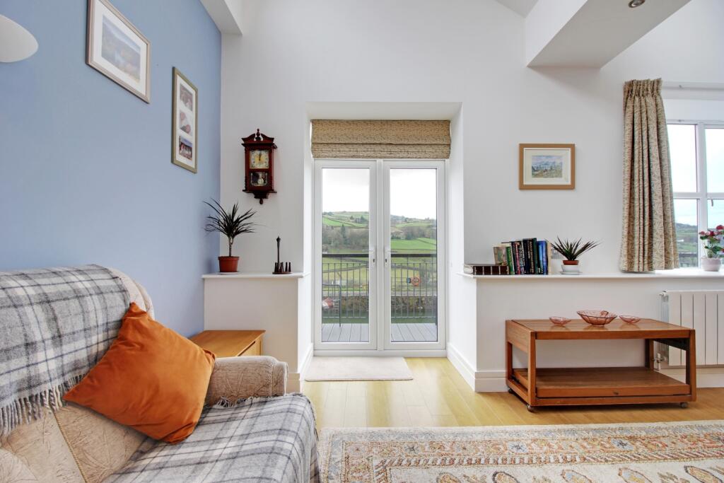 Open Plan Reception Room