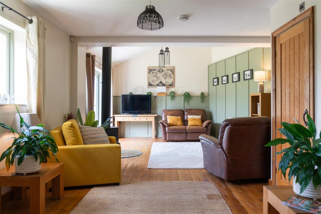 Open Plan Living_.jpg