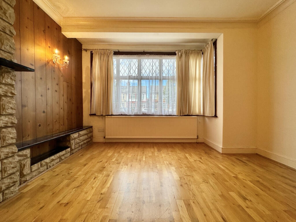 3 bedroom terrace house to rent