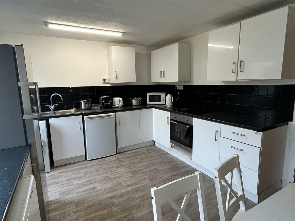 WhatsApp Image 2024-09-09 at 09.43.08_f52e4a3e.jpg