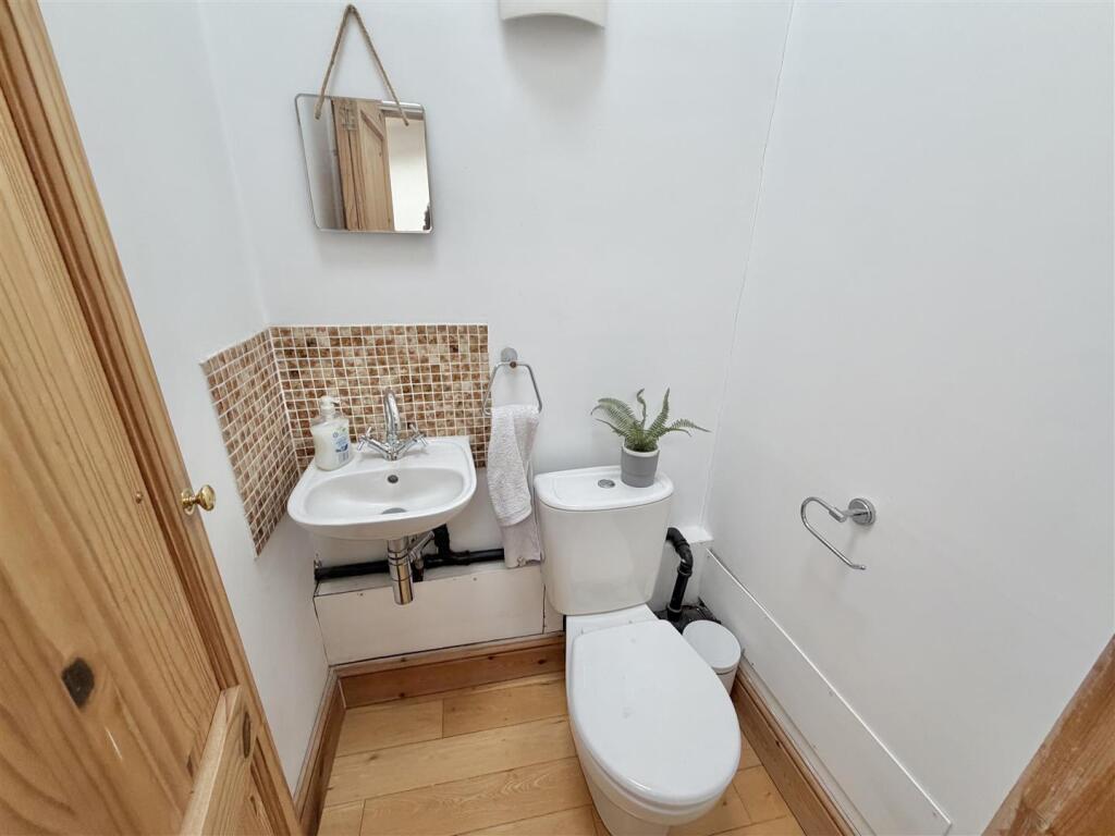 Ground Floor WC