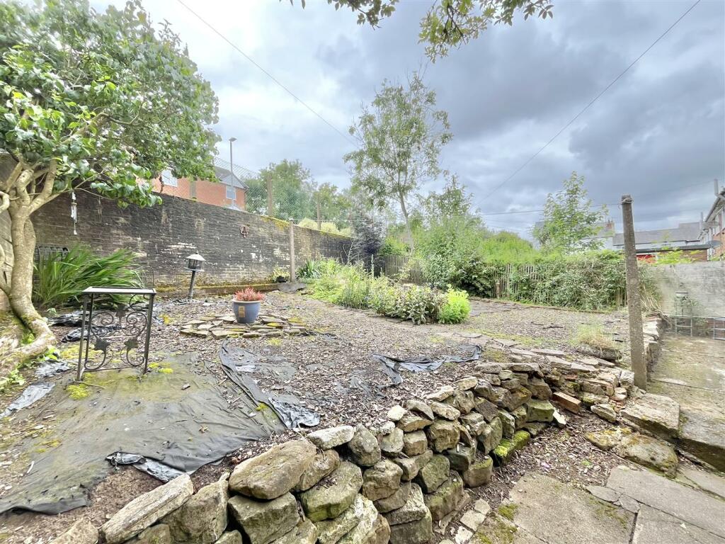Enclosed Rear Garden