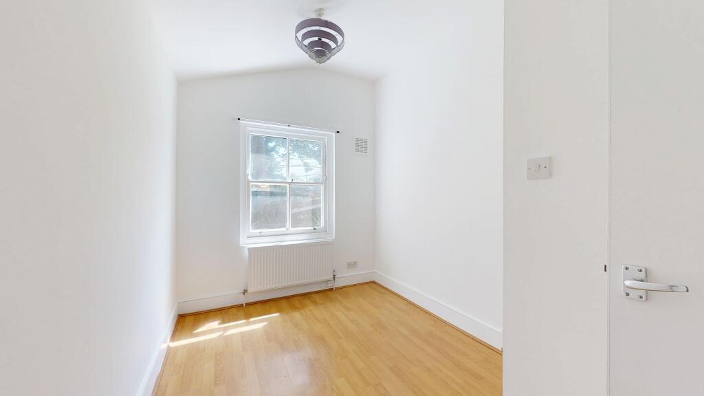 Flat A, 24 Montague Road, Hackney, London, E8 2HW