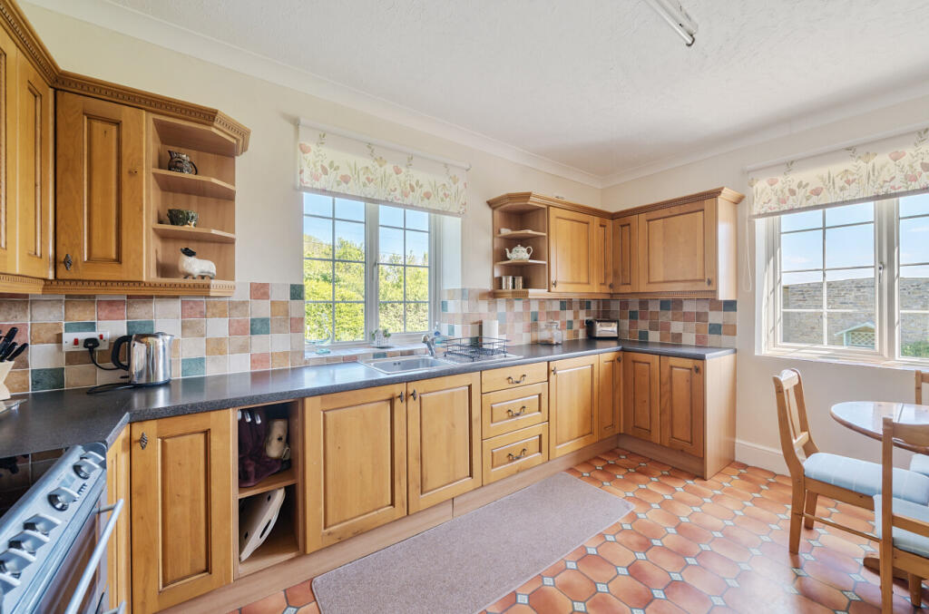 24-5-681a2f12def6...