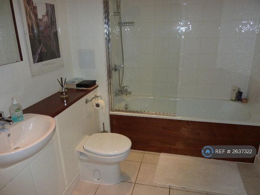 Main Bathroom