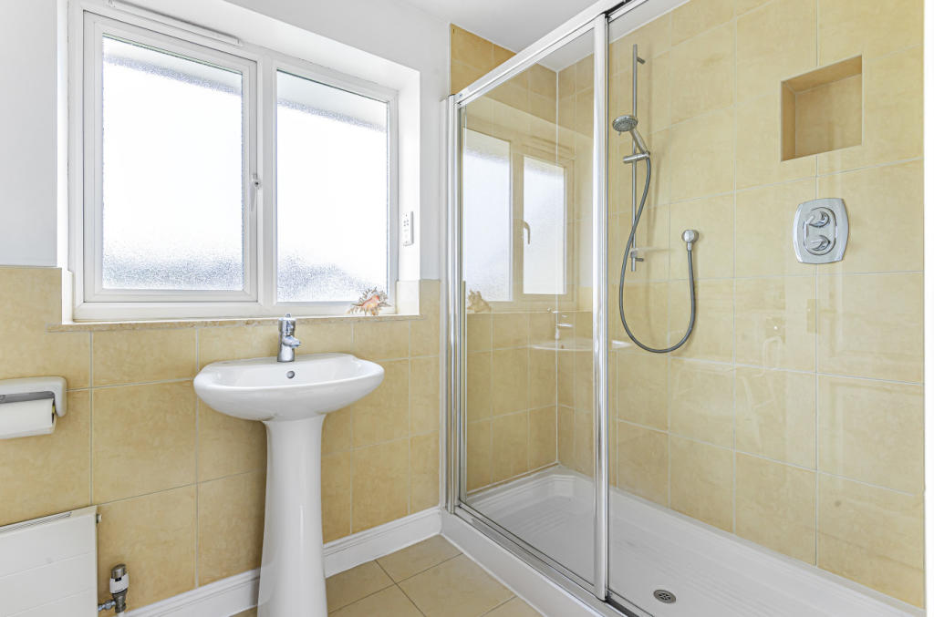 En Suite Shower Room