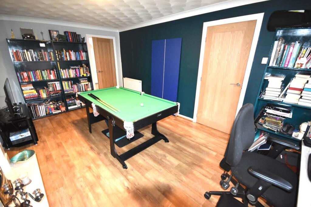 GAMES ROOM