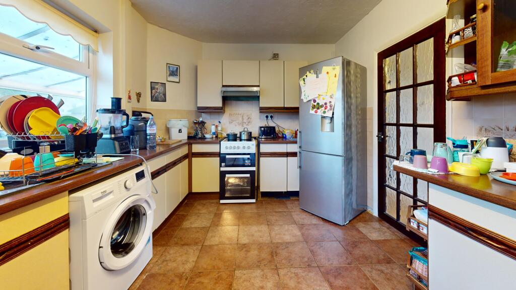 New Haven, Blackhorse Lane, North Weald, Epping, Essex, CM16 6EP