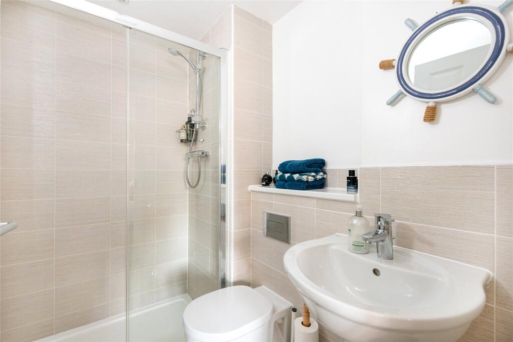 Bed Two En Suite