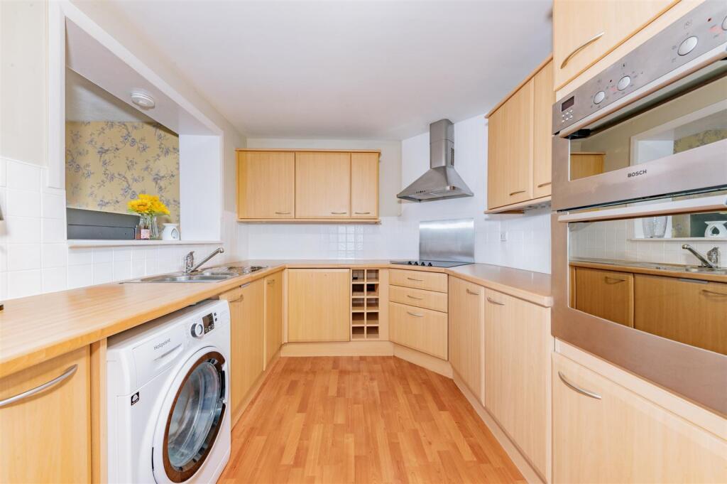 88 Peebles Drive Dundee-7.JPG