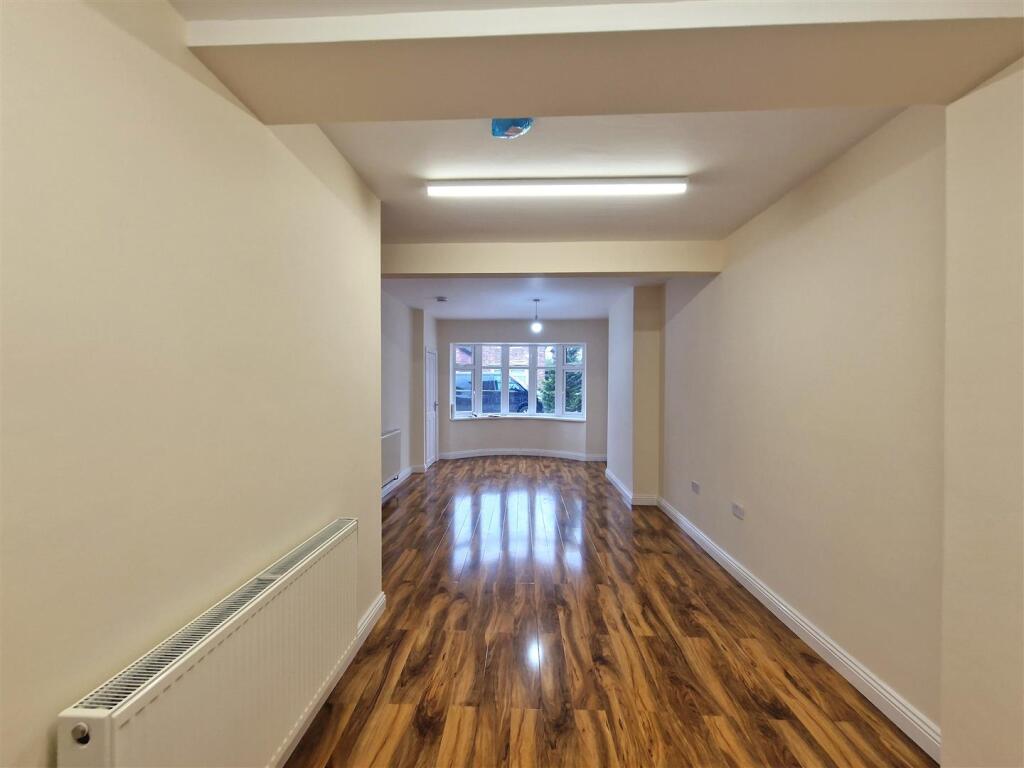 Through Lounge