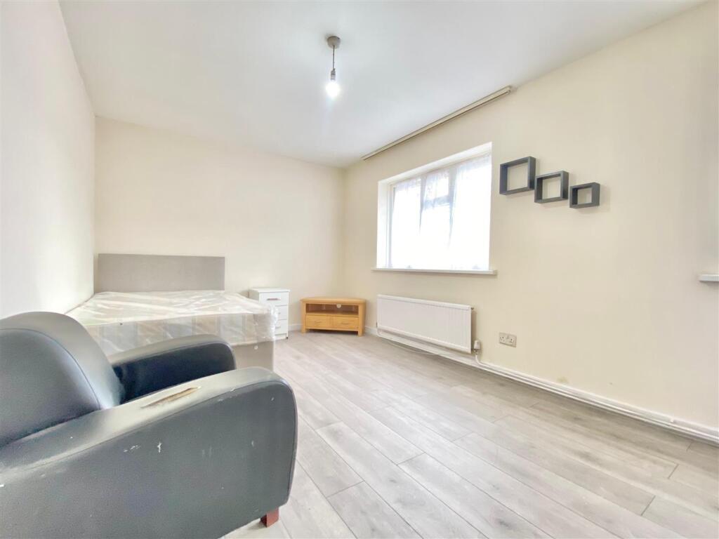 WhatsApp Image 2025-07-17 at 14.16.49_f774b0b3.jpg