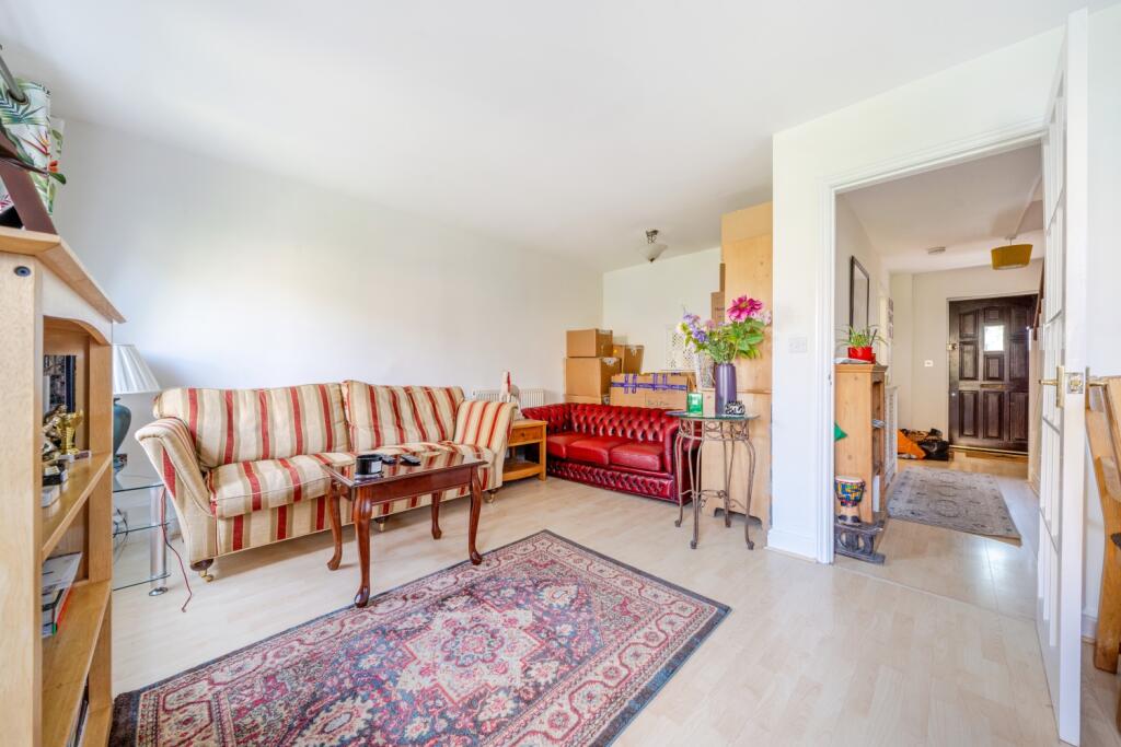 1310173-7-684c01eb33e81