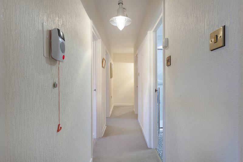 APARTMENT HALL
