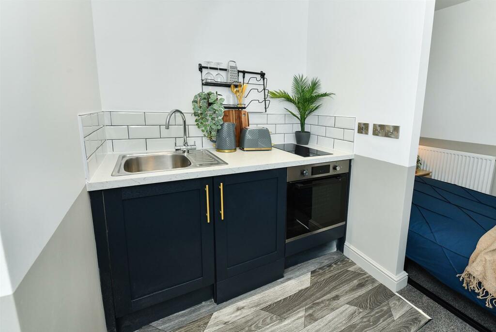 21crownst-65.jpg