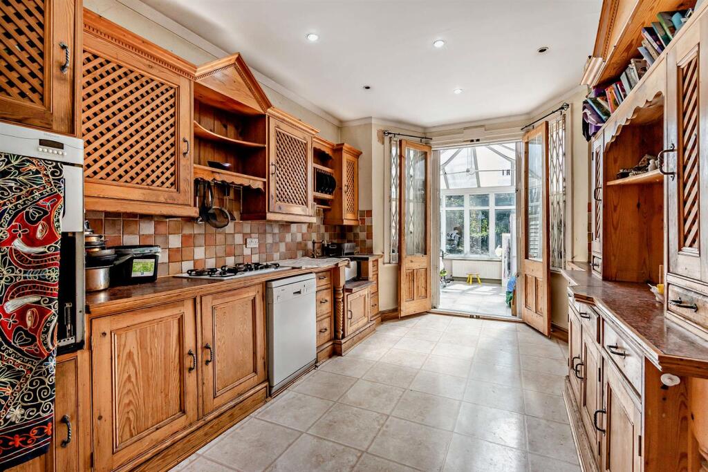 8644949-interior01-800.jpg