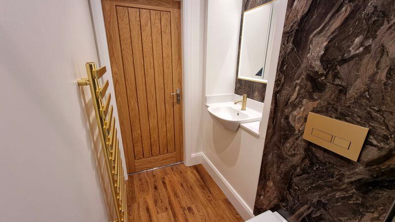Master En-Suite