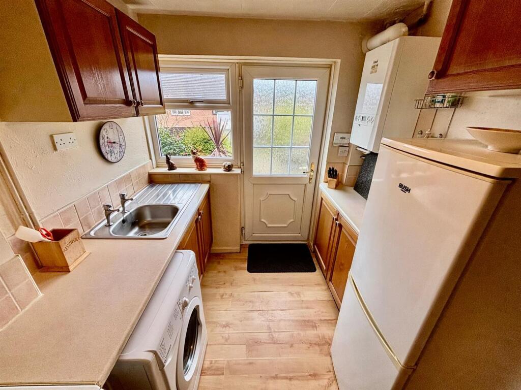 Fitted Kitchen: