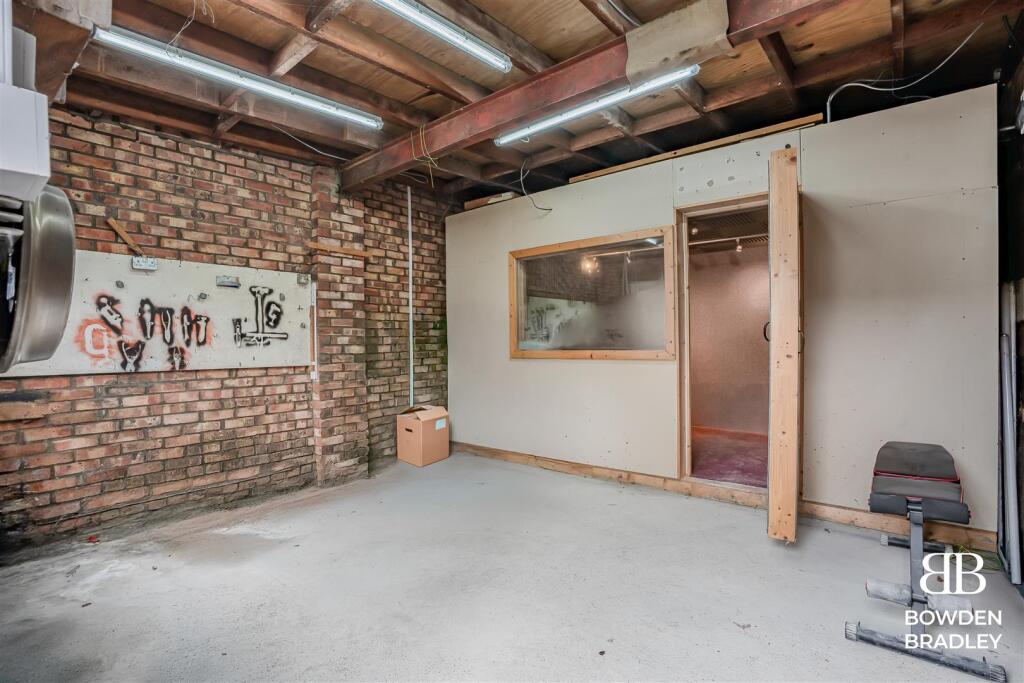 Outbuilding