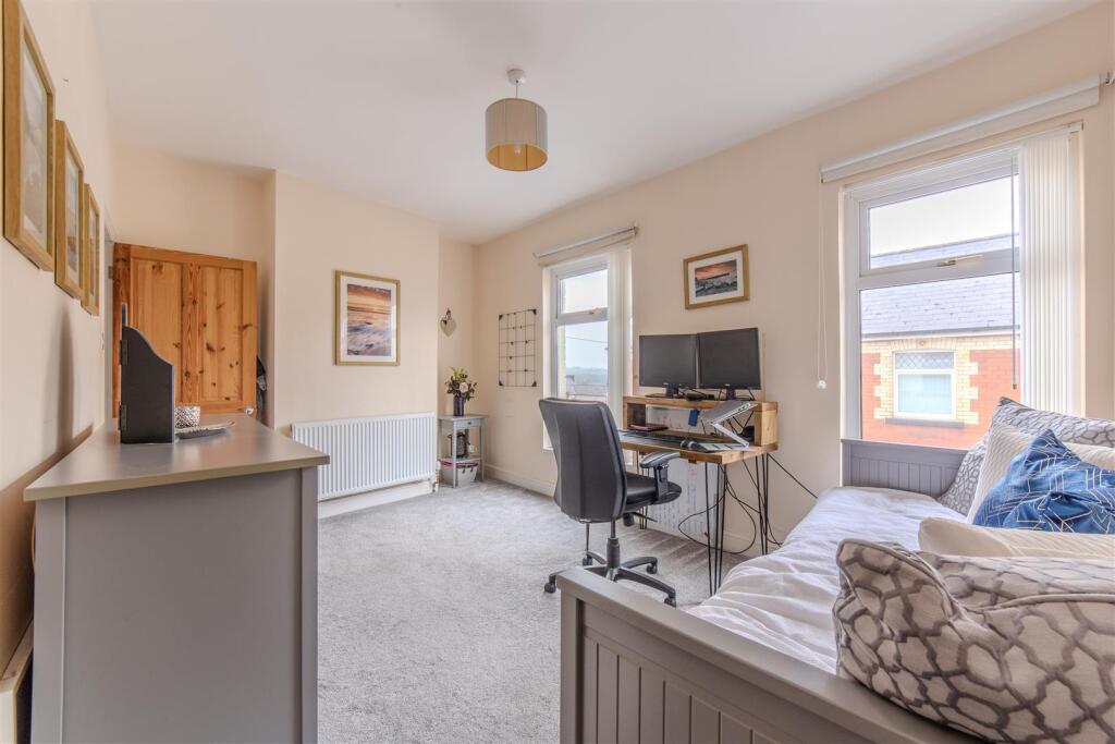 24 Florence Place-2.jpg