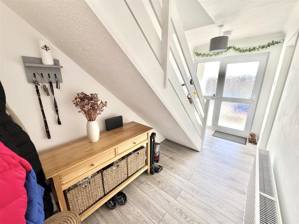 Hallway.jpg