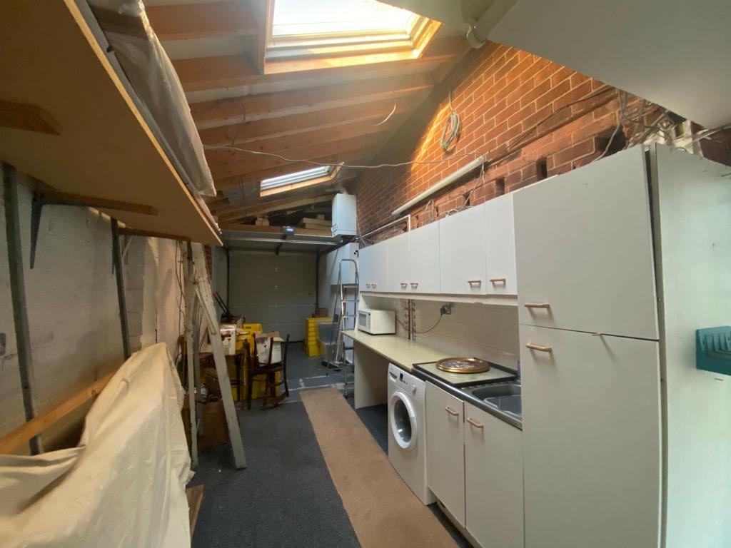 Garage/Utility