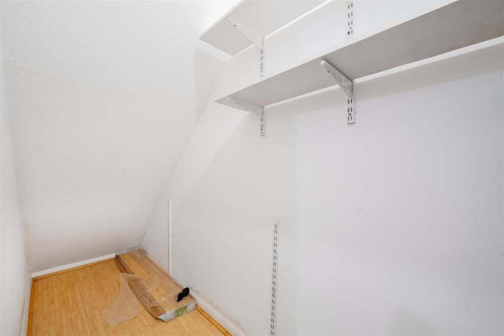 Flat 10, Wayside Court - y8eWQkmi8lYvk6886yWq.jpg