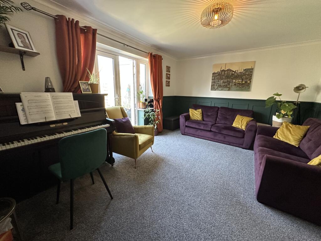 Photo 03-04-2025, 14 04 15