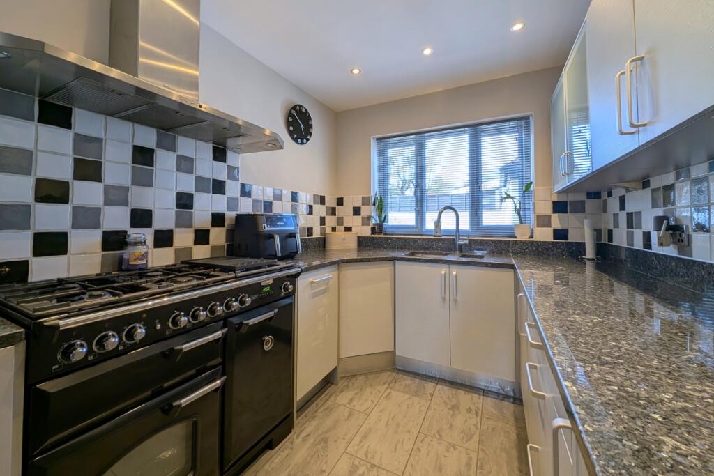 PXL_20250417_155128292