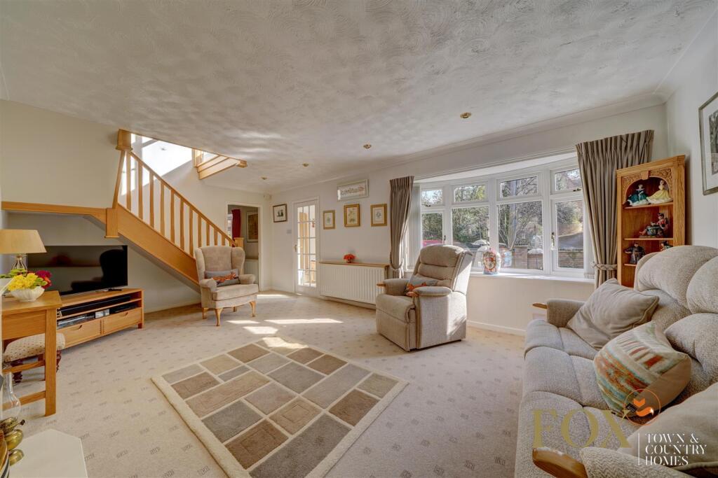 23 Old Road North (13).jpg