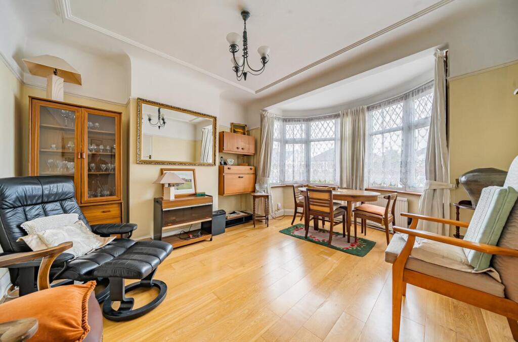 Davidson Frost-Wellings, DFW, The Highway, Living 