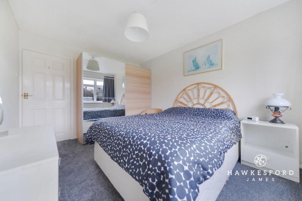 Blandford Gardens, Sittingbourne - Bedroom 2