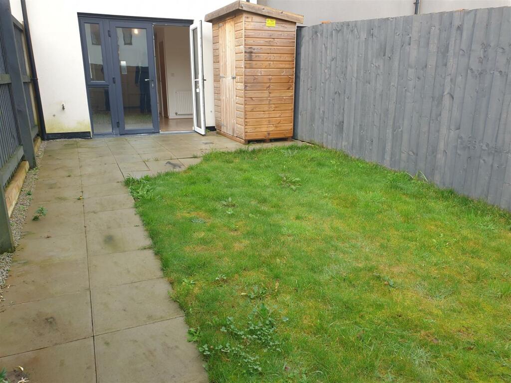 Garden 2.jpg