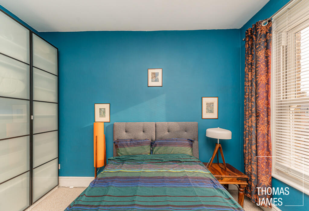 Morley Avenue, double bedroom
