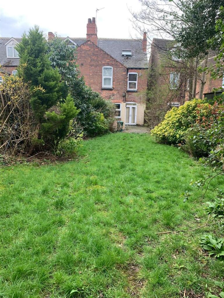 43 Hunton back view 1.jpg