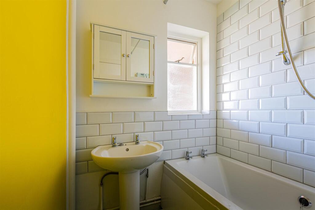 St Fagans Rise 67 new-6.jpg